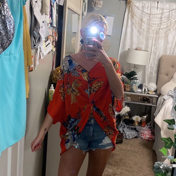 umgee boutique floral top - Picture 2 of 3